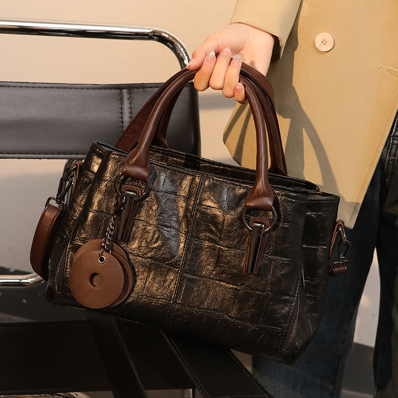 Versatile Large Capacity Tote Bag