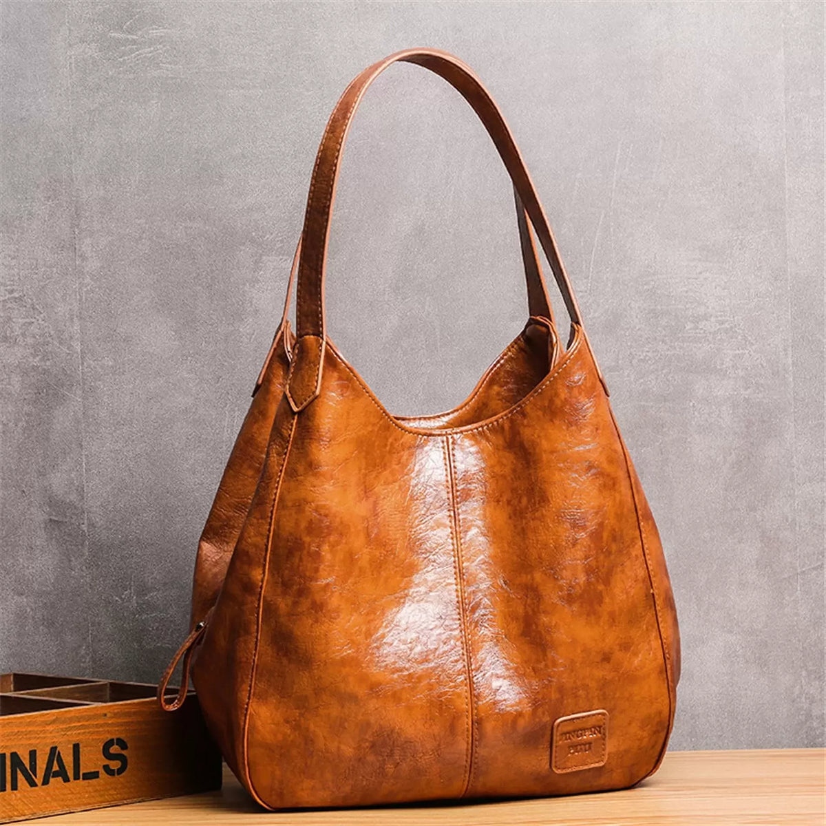 Summer retro large capacity handbag