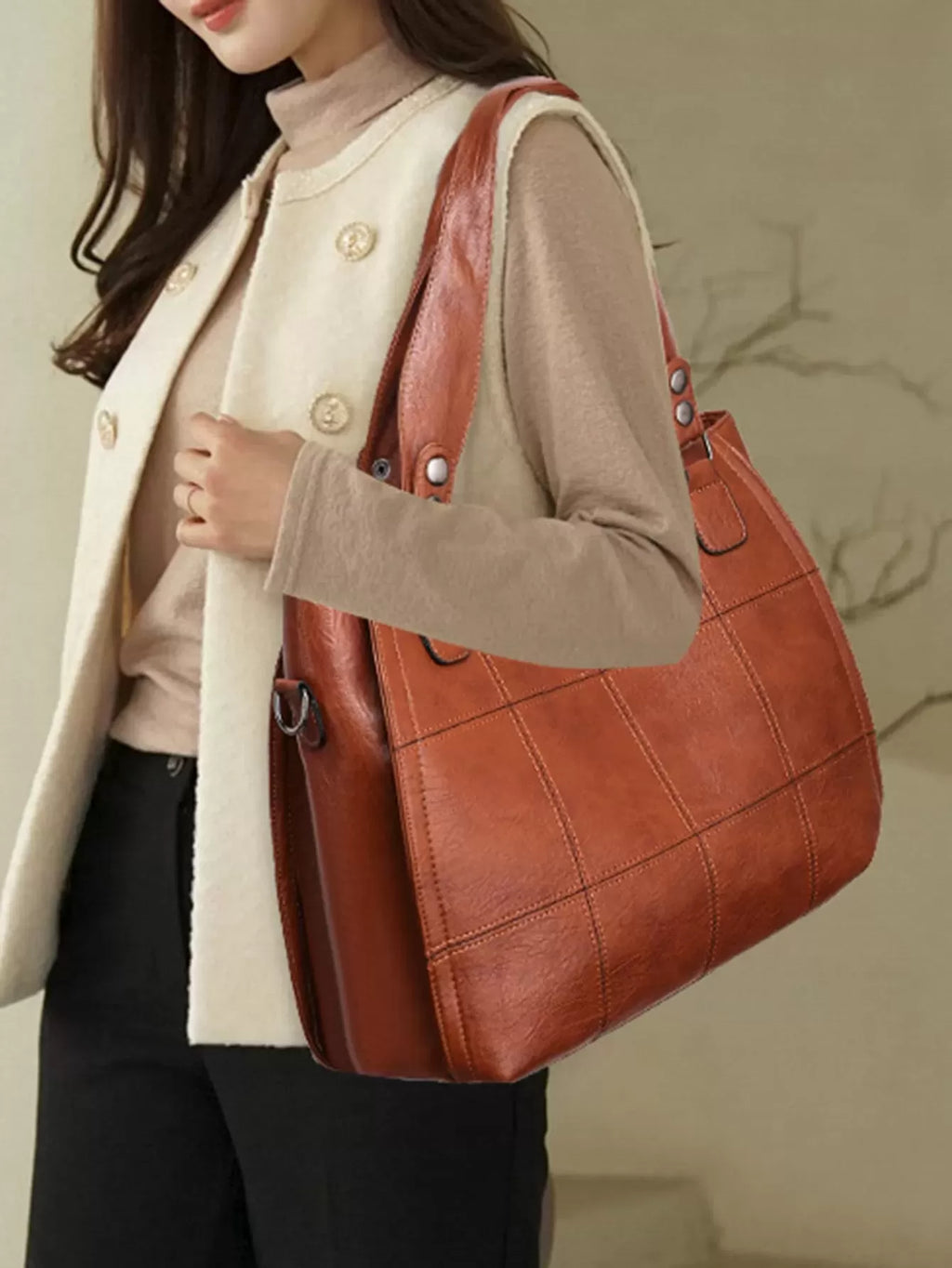 Classic shoulder tote bag