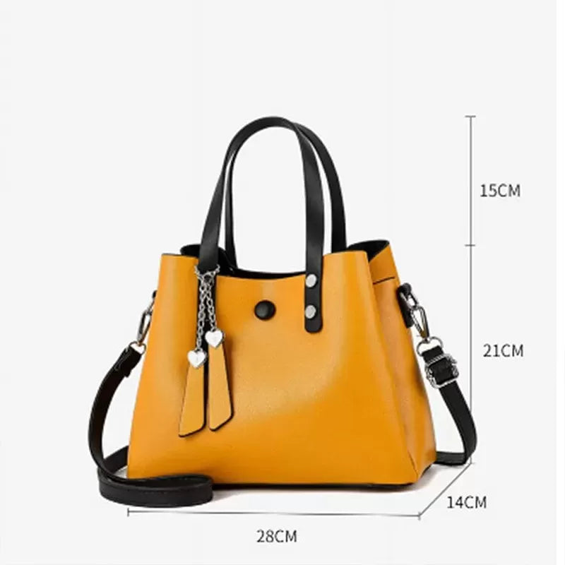 Stylish leather shoulder bag