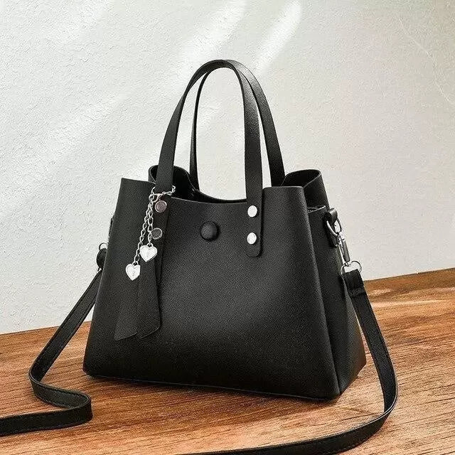 Stylish leather shoulder bag