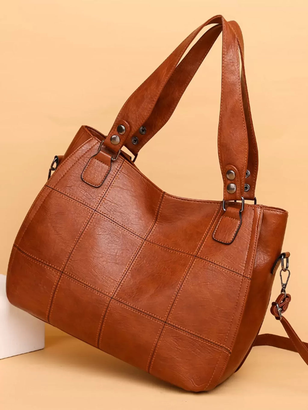 Classic shoulder tote bag