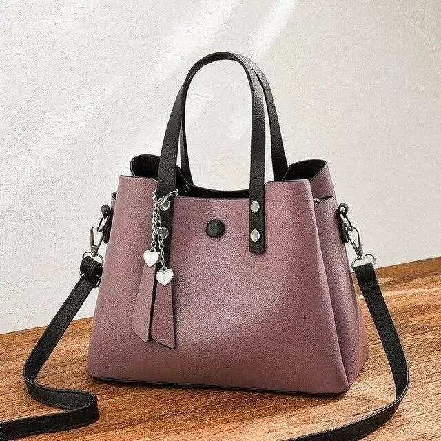 Stylish leather shoulder bag