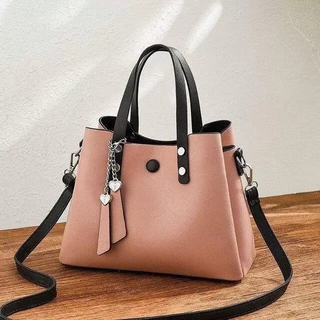 Stylish leather shoulder bag
